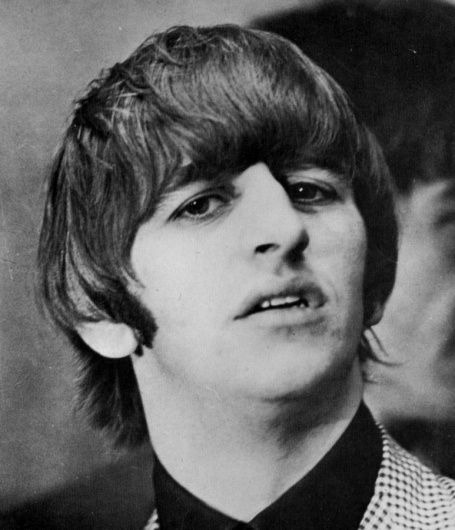 リンゴ・スター（Ringo Starr） - Gakkidb アーティストの使用機材を検索